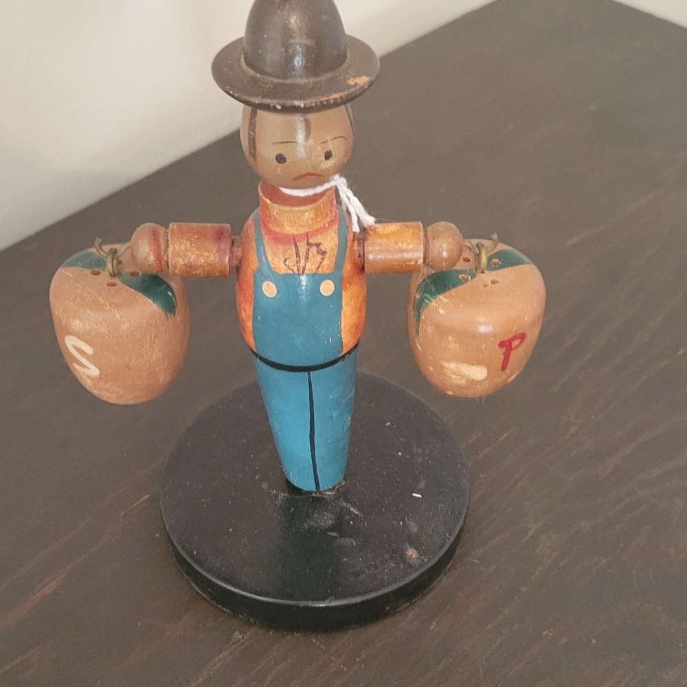 Vintage salt and pepper shakers